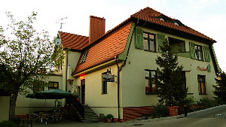 U Kota Wasyla, Chodzież