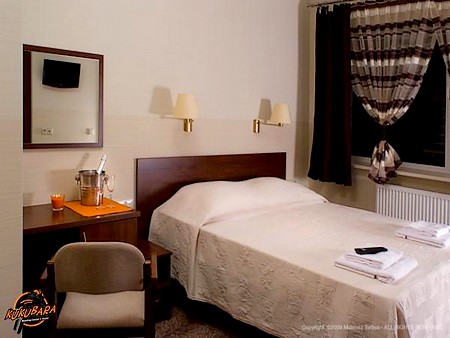 Kukubara bowling Center & Hotel, Myszków