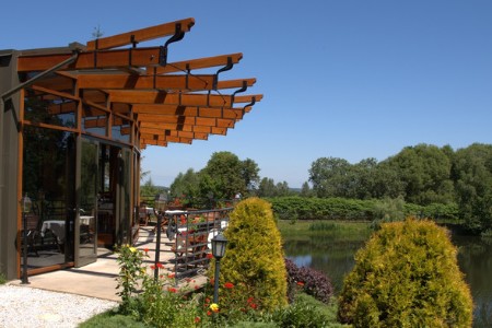 Pałac Czarny Las, Woźniki