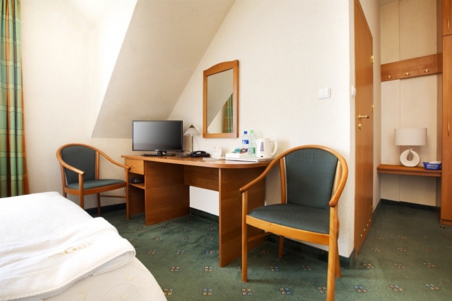 Gaja Warszawa, Warszawa