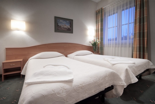 Gaja Warszawa, Warszawa