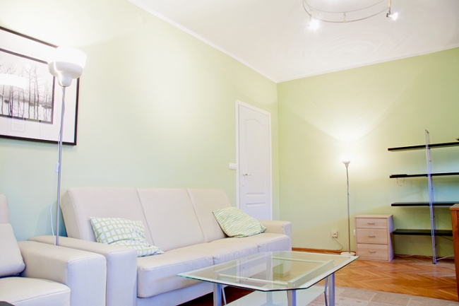 Apartment4you Wilcza, Warszawa