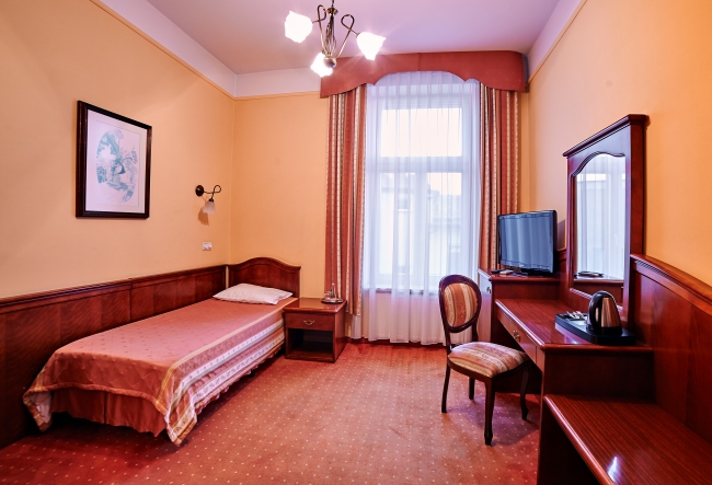 Villa Royal, Ostrów Wielkopolski