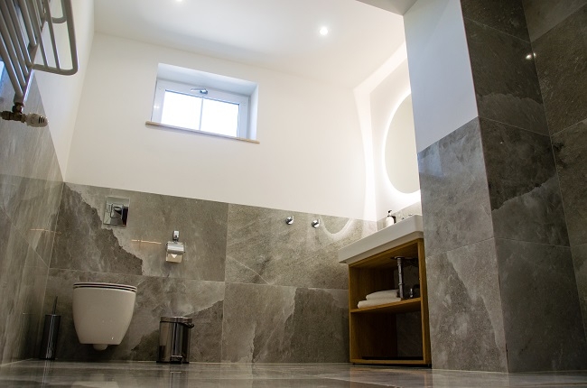 Hotel Verde, Mścice