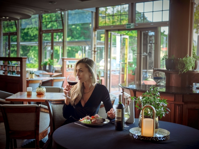 Hotel Verde, Mścice