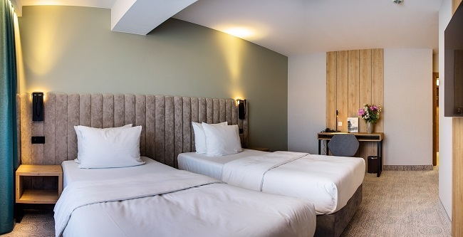 Hotel Verde, Mścice