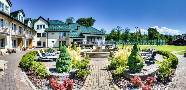 Hotel Verde, Mścice