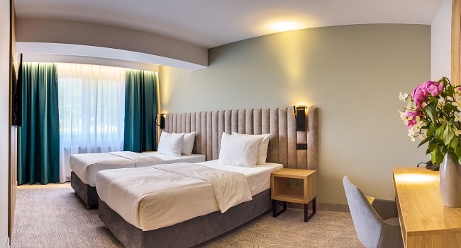 Hotel Verde, Mścice