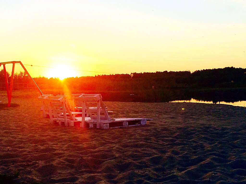 EKWOS - Pokoje & Restauracja, Grębiszew