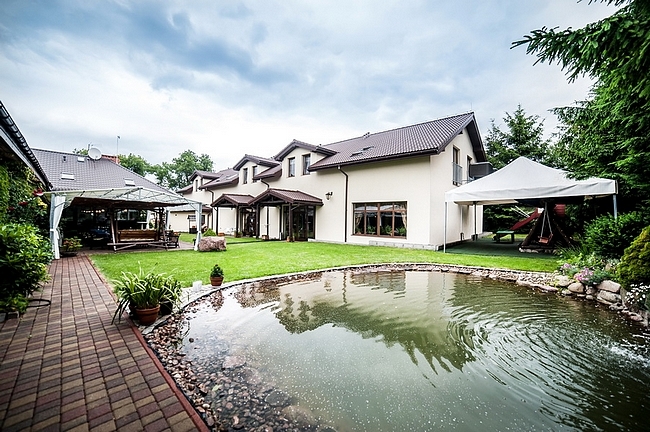 Pelikan, Aleksandrów Łódzki