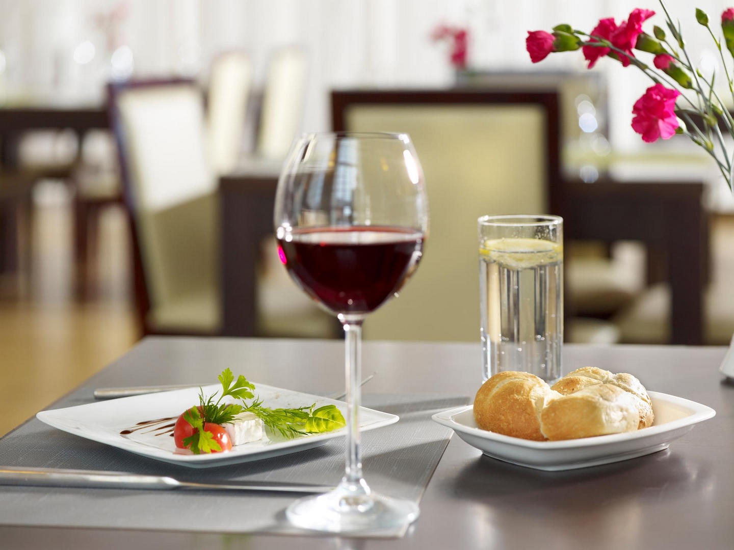 Focus Łódź, Łódź