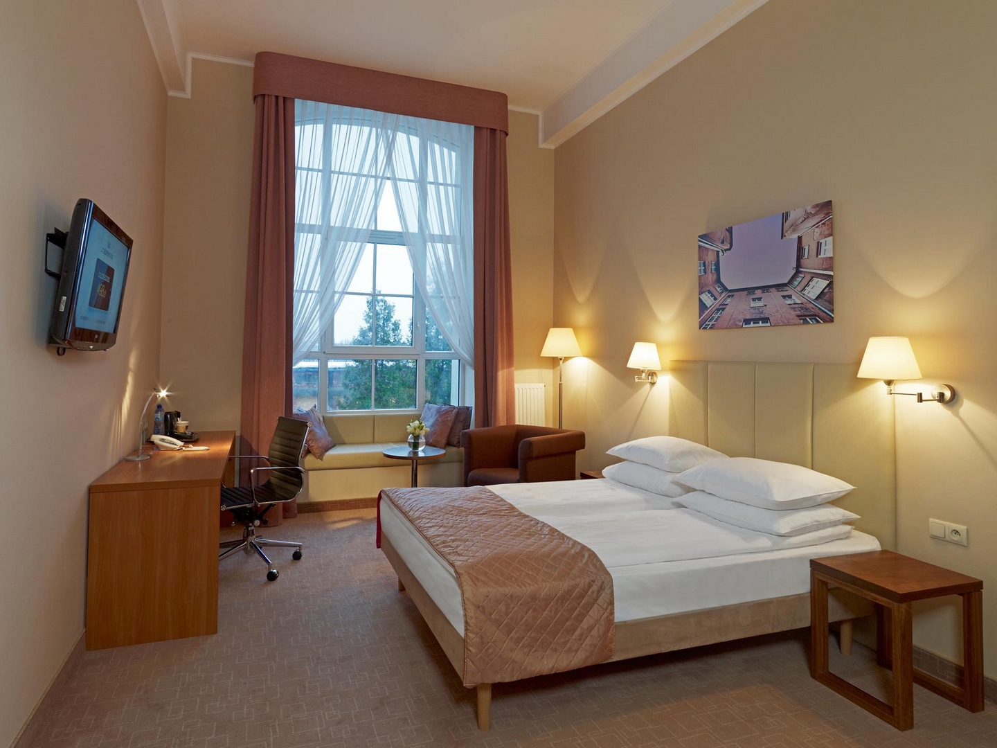 Focus Łódź, Łódź