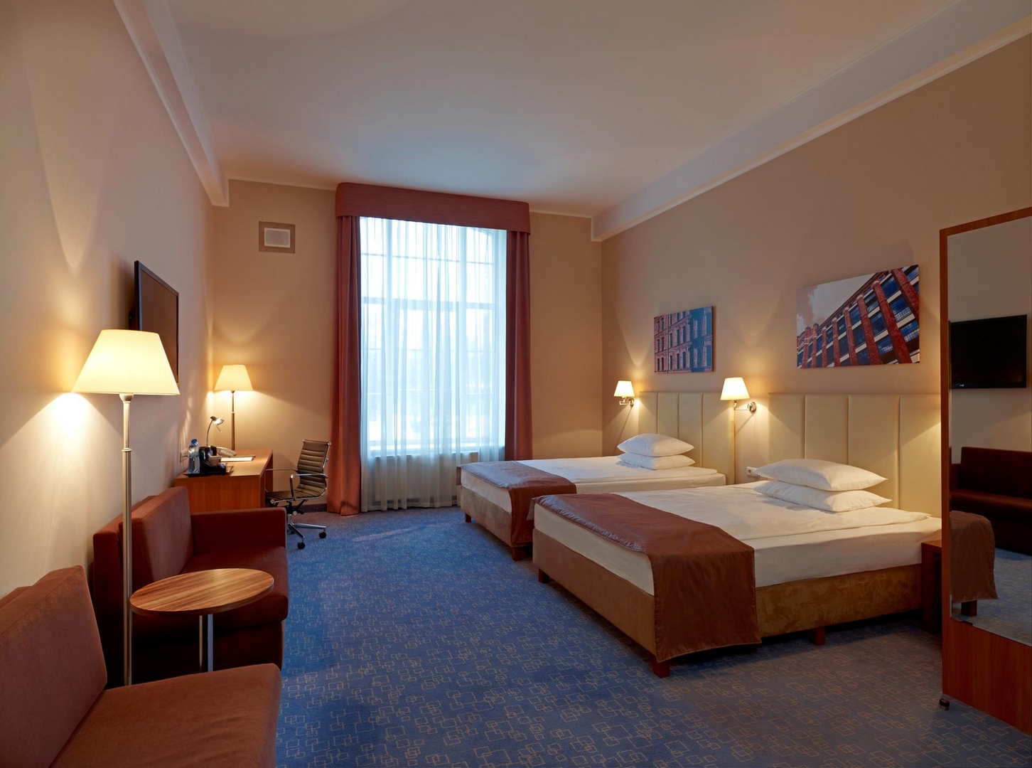 Focus Łódź, Łódź