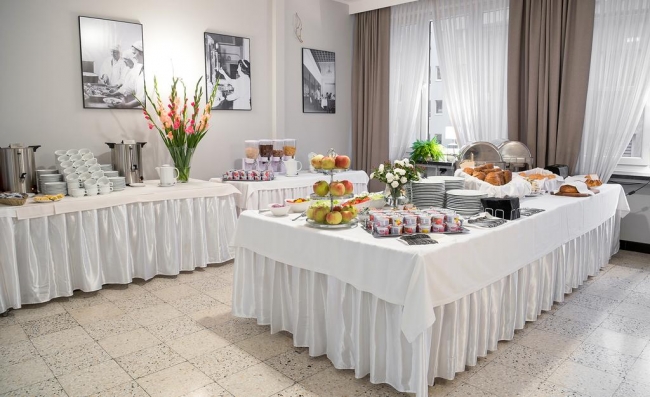 Kompleks Hotelowy Logos Warszawa, Warszawa