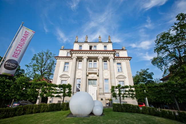 Platinum Palace, Wrocław