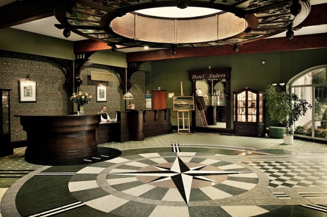 Anders, Stare Jabłonki