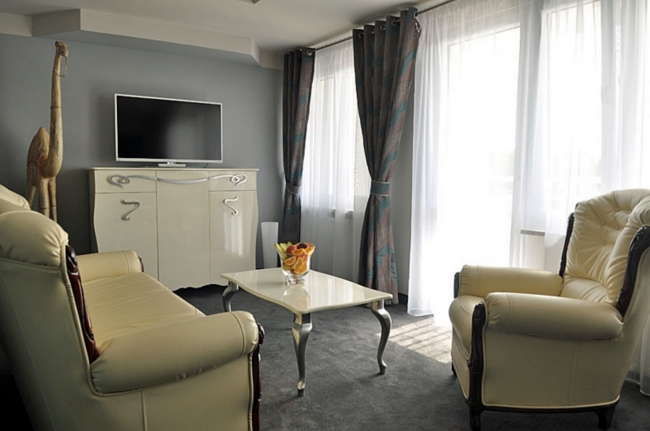 Imperium Hotel i Restauracja Pionki, Pionki