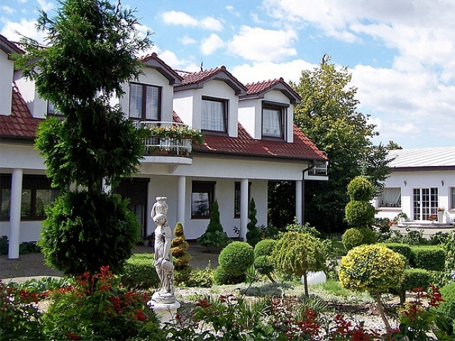 Acwador Pleszew, Pleszew