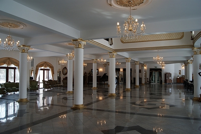 Pałac na wodzie, Augustów