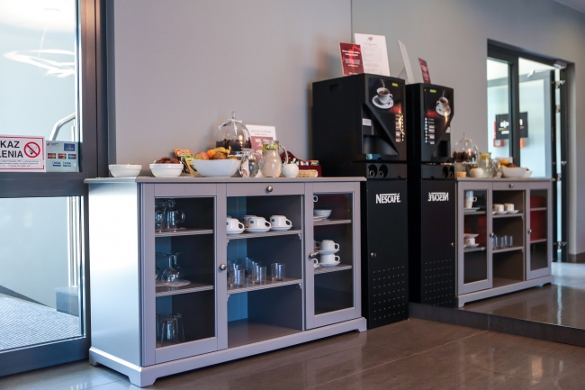 Rezerwuj Hotel Sokołowska Nowy Dwór Mazowiecki Hoteleeu