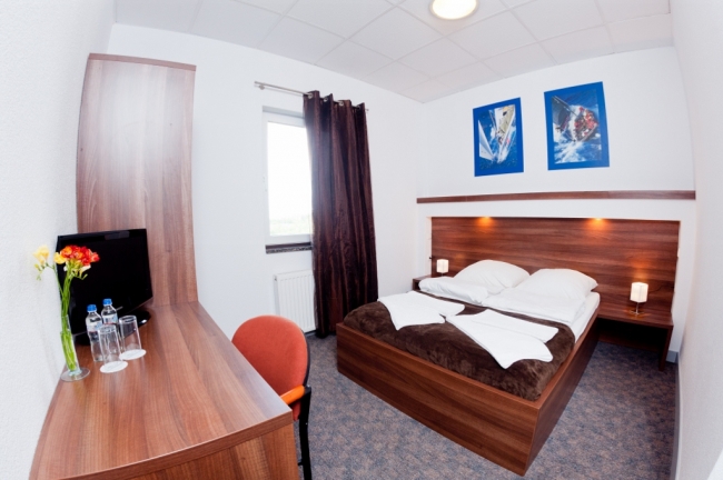 MARINA HOTELE PRZESTRZENNA , Szczecin