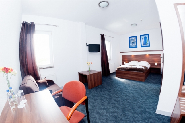 MARINA HOTELE PRZESTRZENNA , Szczecin