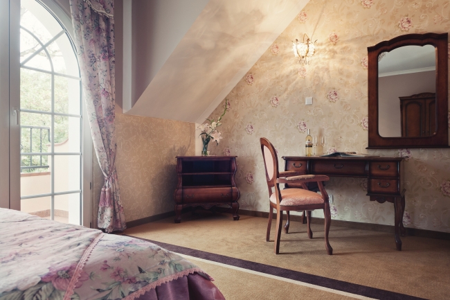 Dworek Binkowski, Kielce