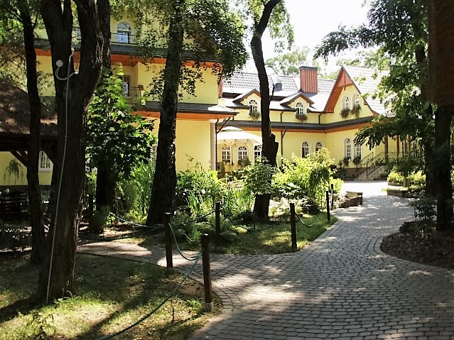 Dworek Binkowski, Kielce