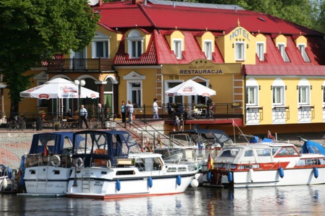 Hotel Dom nad Rzeką , Skwierzyna