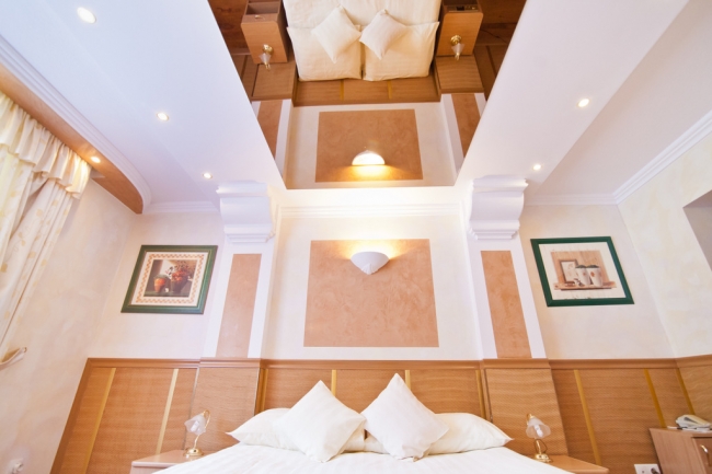 Hotel Dom nad Rzeką , Skwierzyna