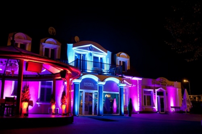 Hotel Dom nad Rzeką , Skwierzyna