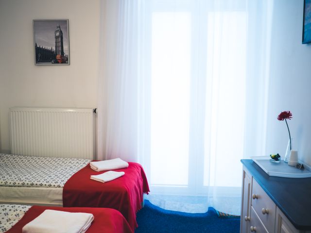 Pokoje LL20, Warszawa