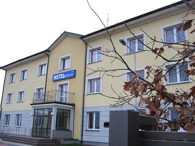 Hotel Julianów, Warszawa