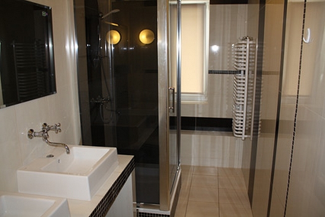 Agropodzamcze, Chęciny