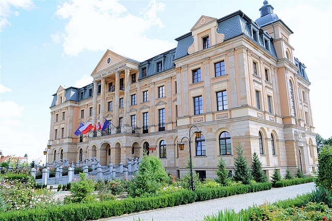 Pałac Bursztynowy, Włocławek