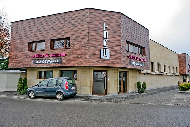 Villa & spa, Łomianki