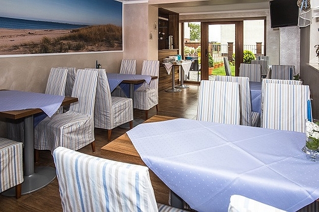 Willa Arkadia, Unieście