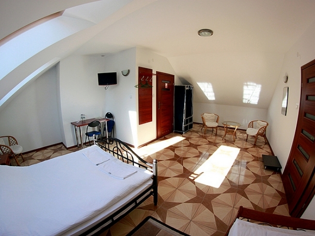 Hotel Iguś, Szydłowiec