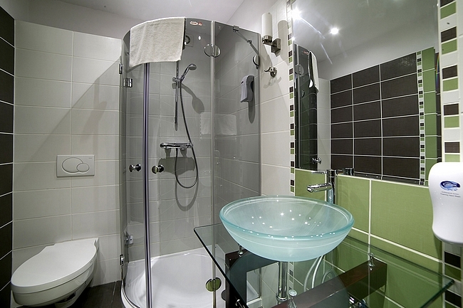 Neohotel Airport, Szczyglice