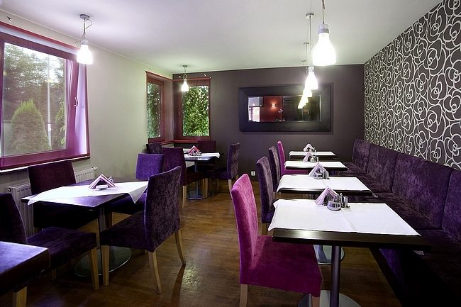 Neohotel Airport, Szczyglice