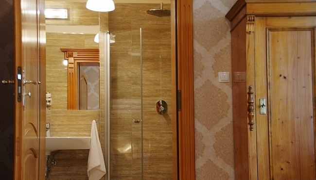 Villa la Val, Szarocin