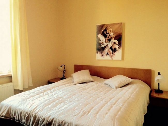 Bella, Jelenia Góra