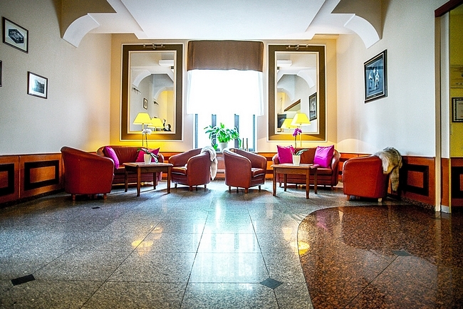 Fenix, Jelenia Góra