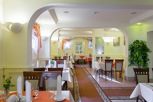 Senator Katowice, Katowice