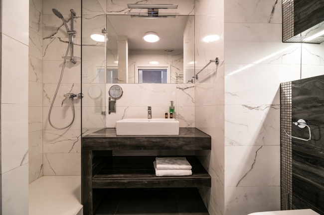 Empire Apart, Wrocław