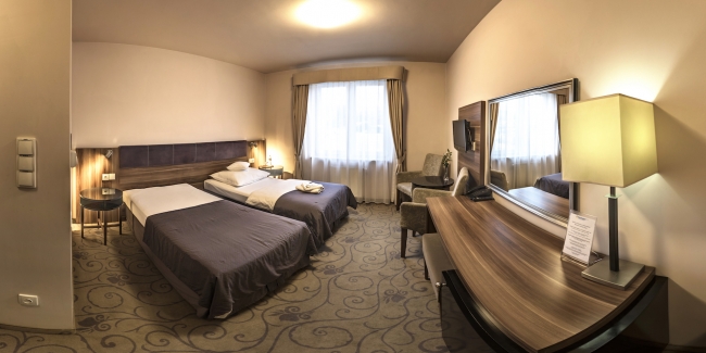 Hotel Komfort, Krzywaczka