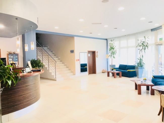 Hotel Komfort, Krzywaczka