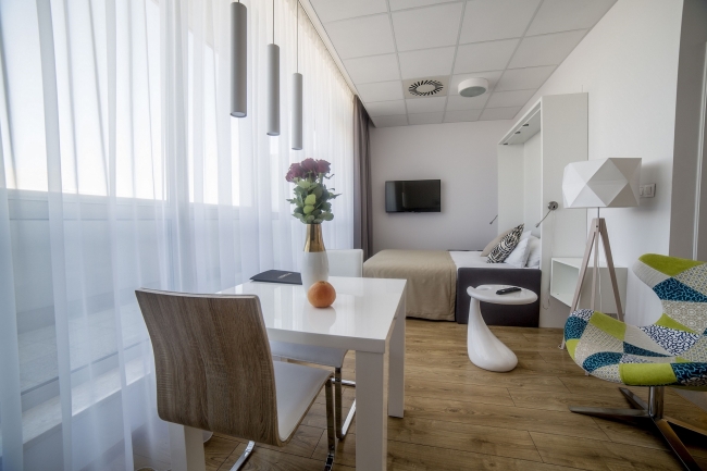Varsovia Apartamenty Jerozolimskie, Warszawa