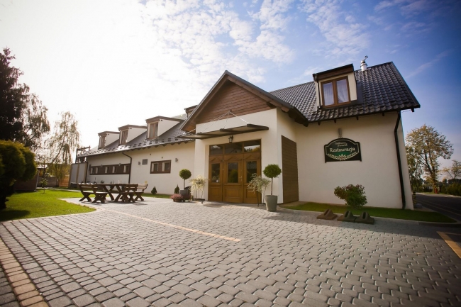 Cedrowy Dworek, Cedry Wielkie