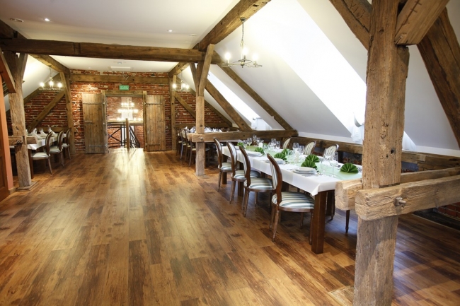 Cedrowy Dworek, Cedry Wielkie